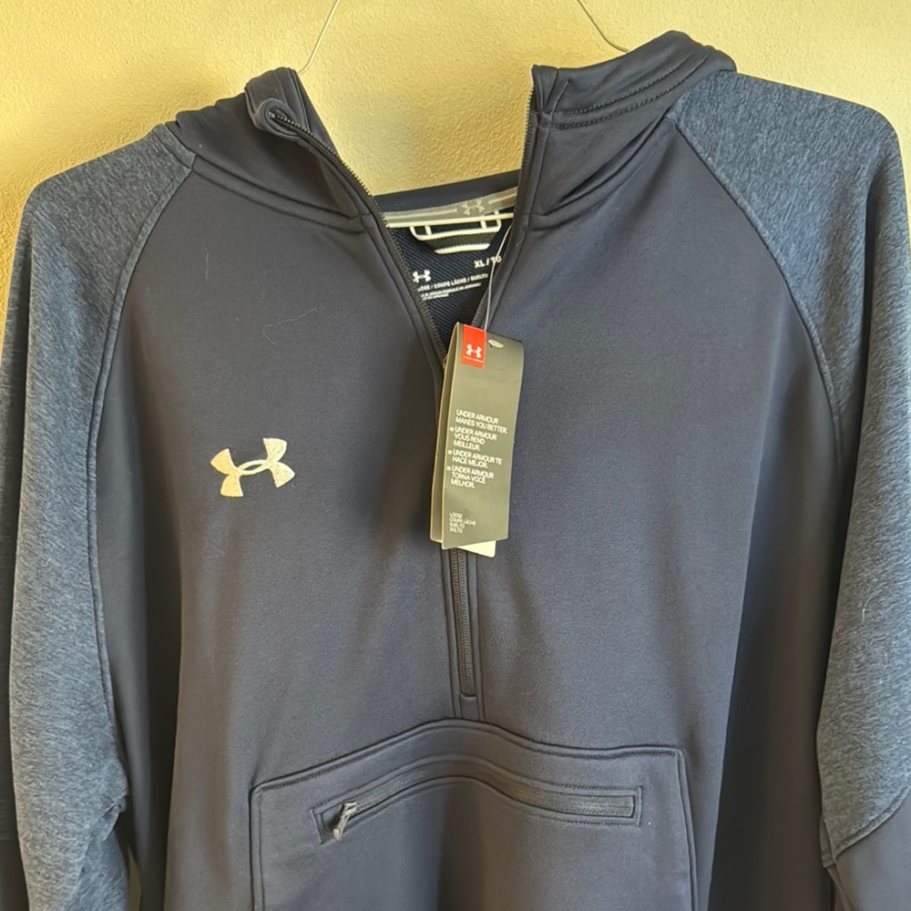 Under Armour Men's Black Sweater